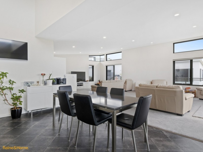 75 Burwood Drive, Blackmans Bay TAS 7052