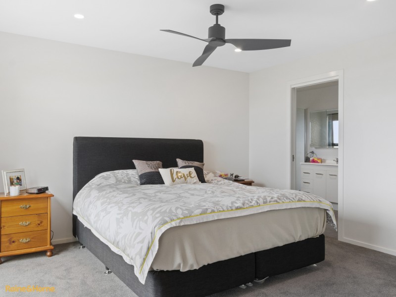 75 Burwood Drive, Blackmans Bay TAS 7052