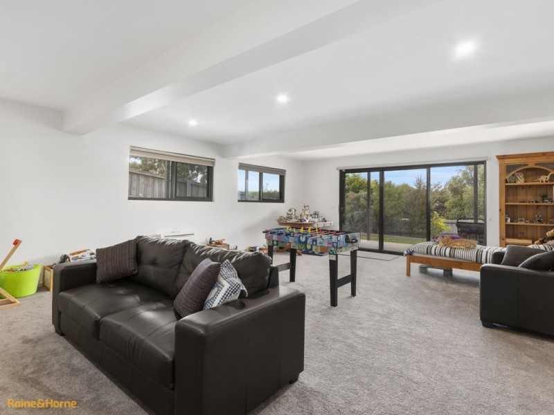 75 Burwood Drive, Blackmans Bay TAS 7052
