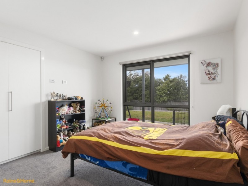 75 Burwood Drive, Blackmans Bay TAS 7052