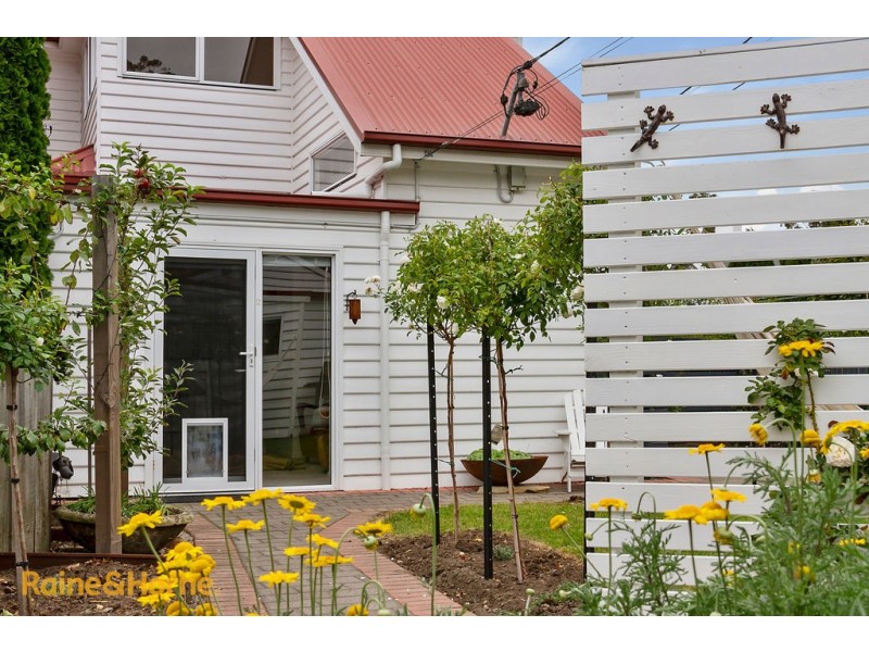 2/39 Osborne Esplanade, Kingston Beach TAS 7050