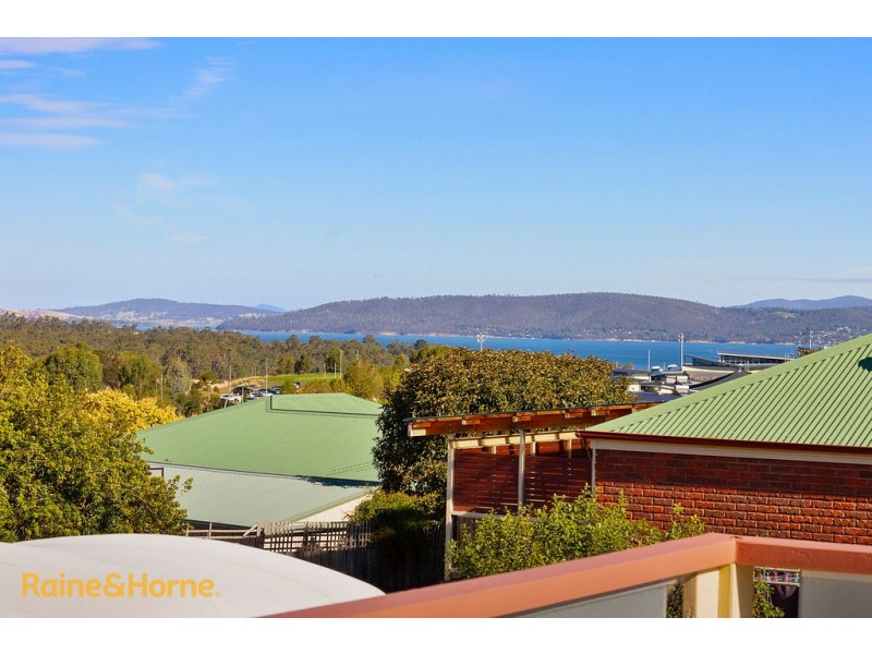 28 Mariner Circle, Huntingfield TAS 7055