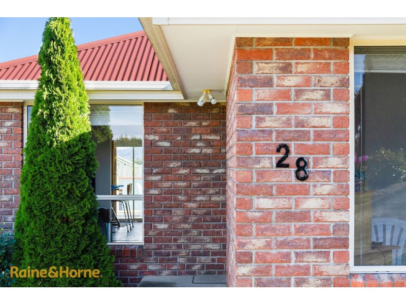 28 Mariner Circle, Huntingfield TAS 7055