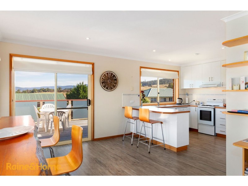 28 Mariner Circle, Huntingfield TAS 7055