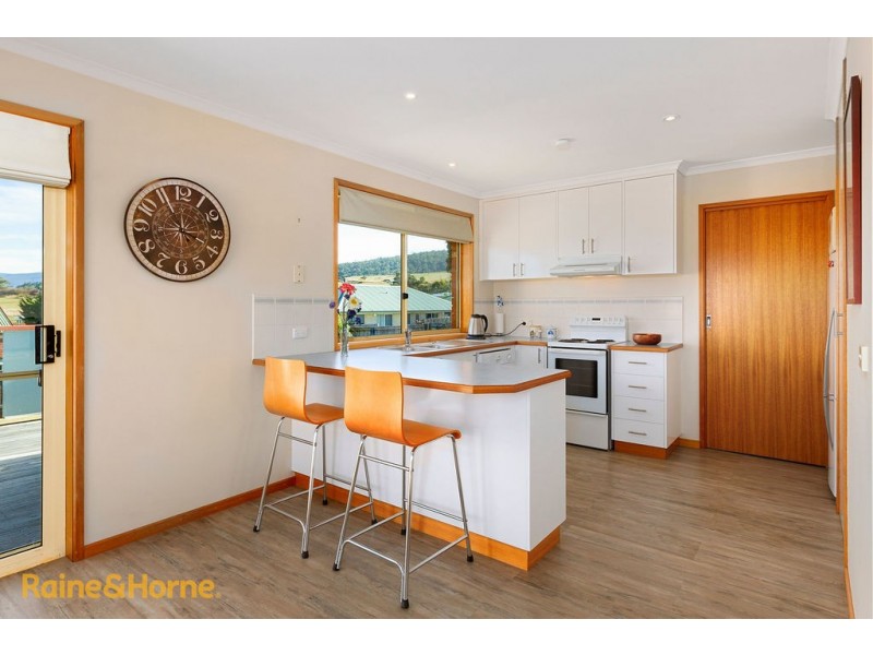 28 Mariner Circle, Huntingfield TAS 7055