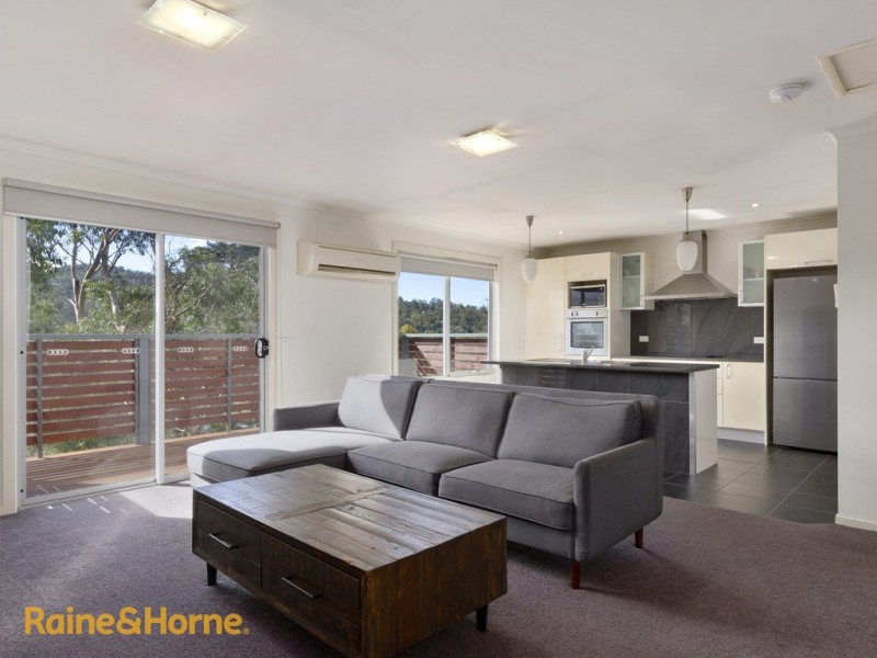 7/69 Auburn Road, Kingston Beach TAS 7050
