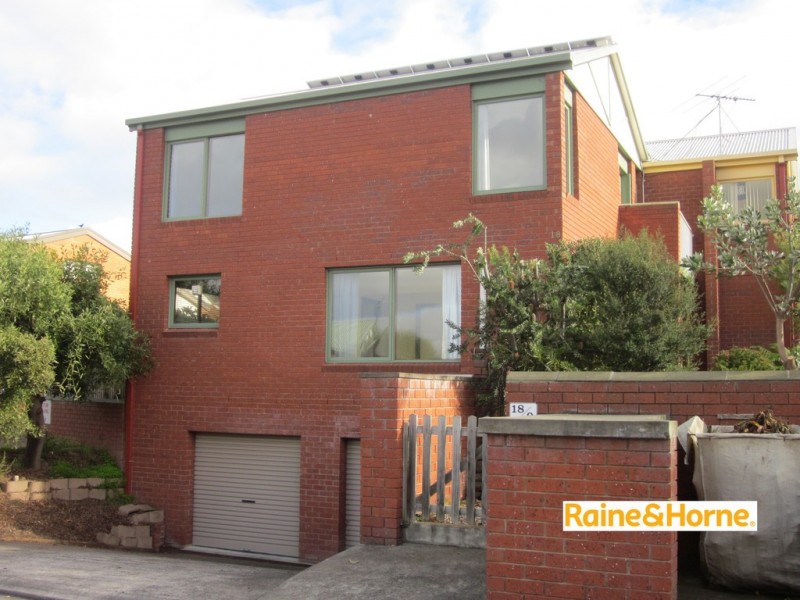 18/9 Pearsall Avenue, Blackmans Bay TAS 7052