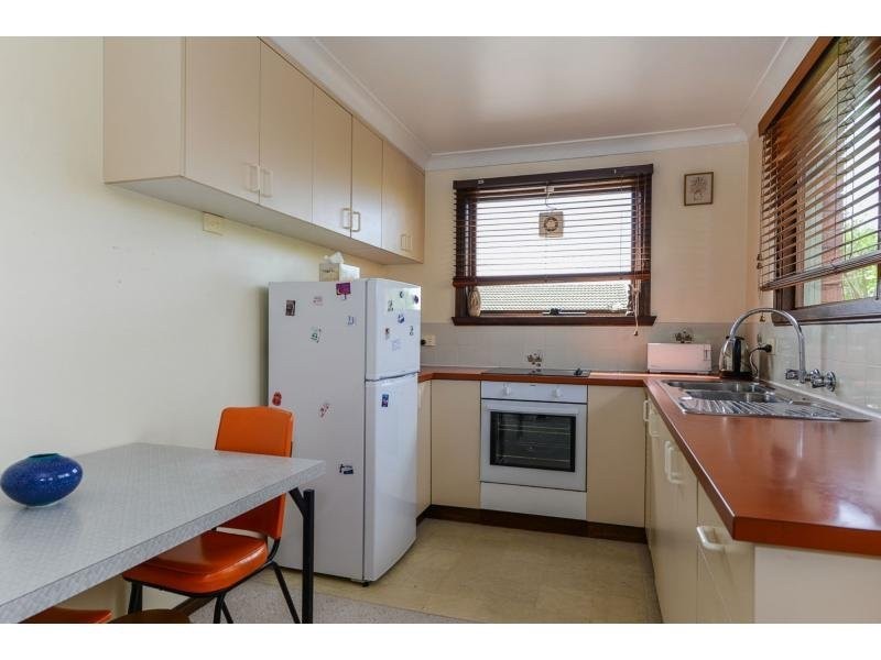 18/9 Pearsall Avenue, Blackmans Bay TAS 7052