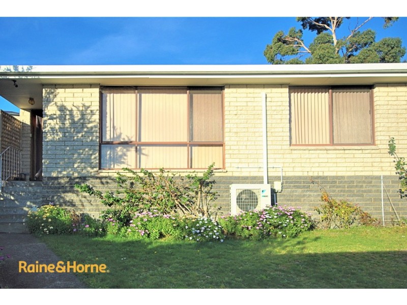 1/20 and 2/20 Ferguson Court, Kingston TAS 7050