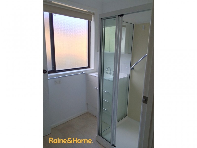 1/20 and 2/20 Ferguson Court, Kingston TAS 7050