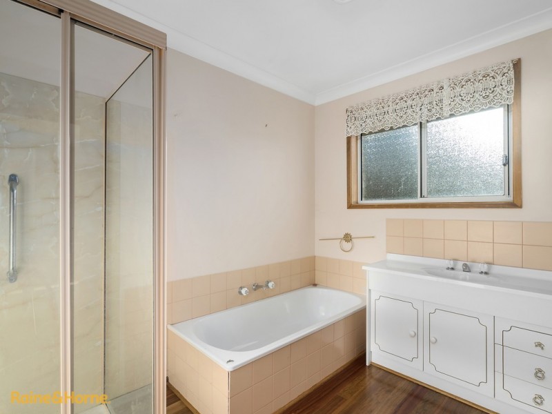 1 Illira Way, Blackmans Bay TAS 7052