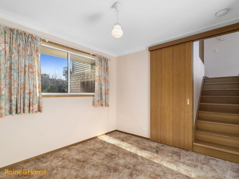 1 Illira Way, Blackmans Bay TAS 7052