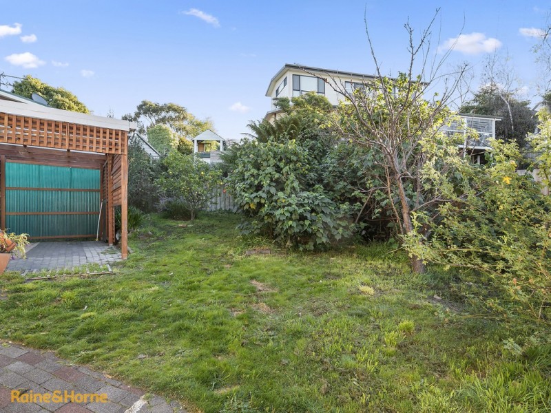 1 Illira Way, Blackmans Bay TAS 7052