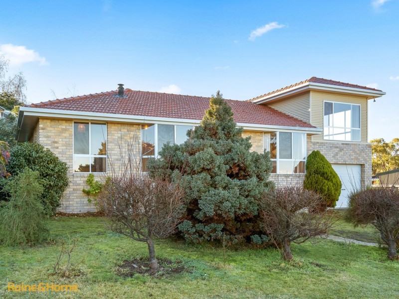 1 Illira Way, Blackmans Bay TAS 7052