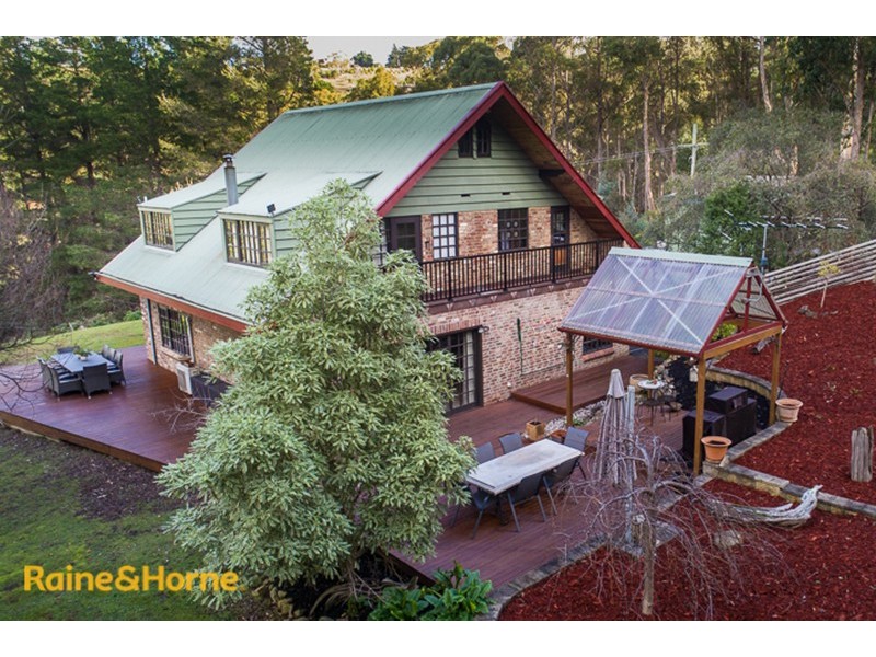 80 Cades Drive, Kingston TAS 7050