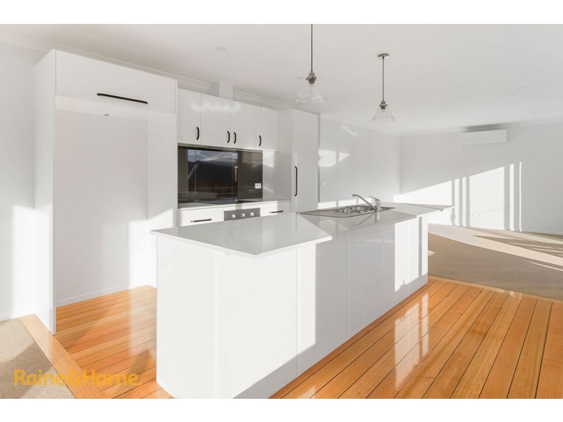 2 Booyaa Street, Kingston TAS 7050