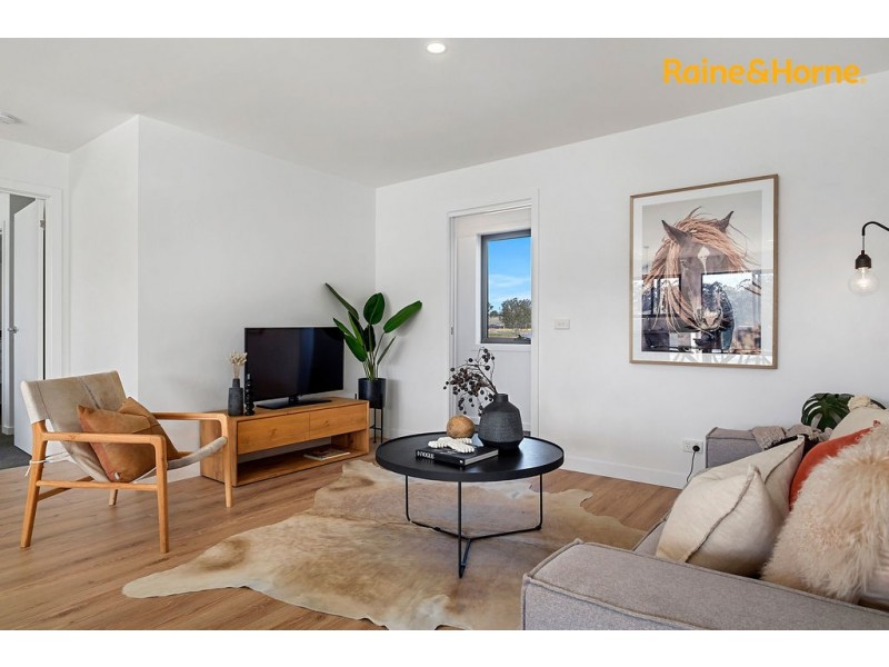 5 Reeves Crescent, Kingston TAS 7050