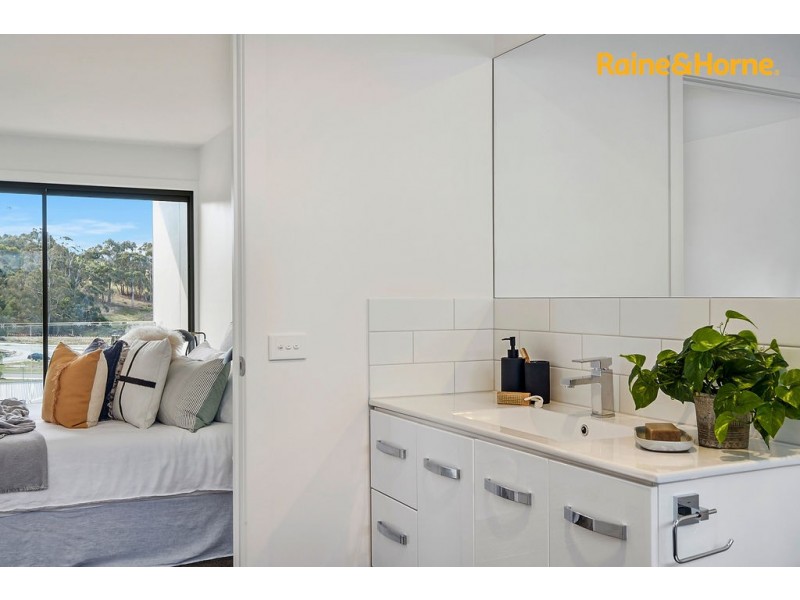 5 Reeves Crescent, Kingston TAS 7050