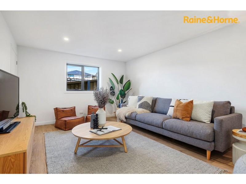 5 Reeves Crescent, Kingston TAS 7050