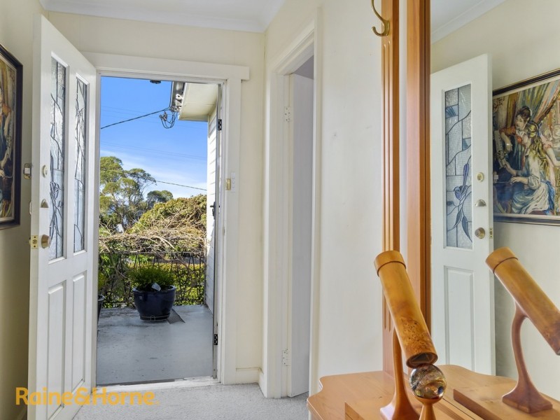 247 Roslyn Avenue, Blackmans Bay TAS 7052