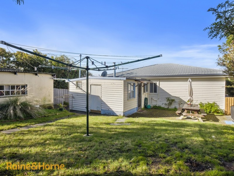 247 Roslyn Avenue, Blackmans Bay TAS 7052
