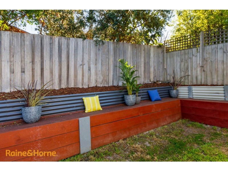 1/241A Roslyn Avenue, Blackmans Bay TAS 7052