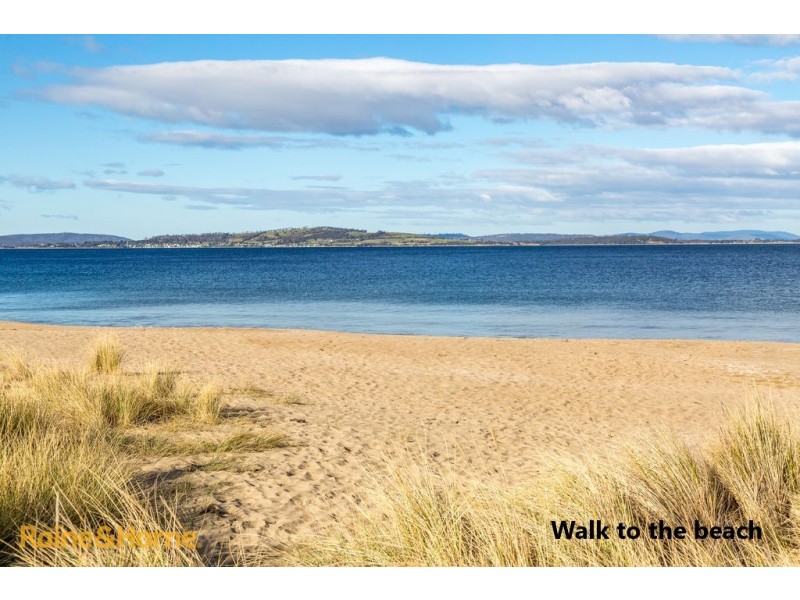 1/241A Roslyn Avenue, Blackmans Bay TAS 7052