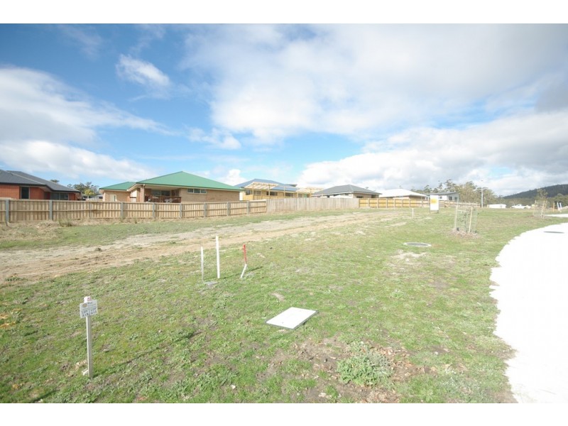 11 Homestead Place, Kingston TAS 7050