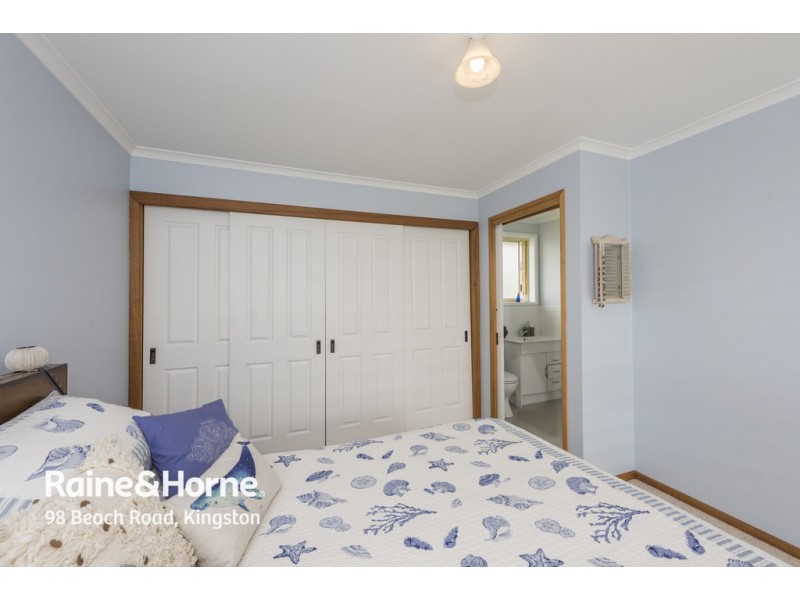 17 Guardian Court, Huntingfield TAS 7055