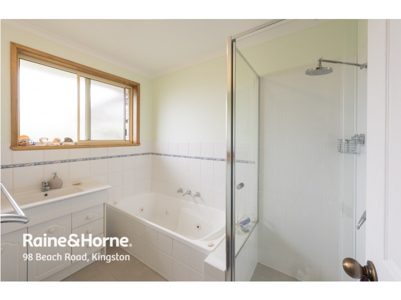 17 Guardian Court, Huntingfield TAS 7055