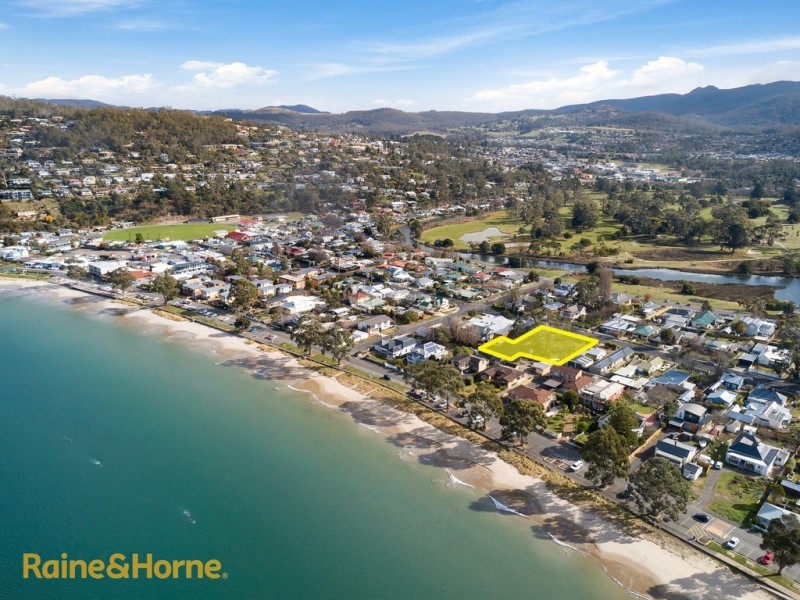 31 Windsor Street, Kingston Beach TAS 7050