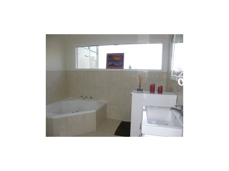 23 Auburn Road, Kingston Beach TAS 7050