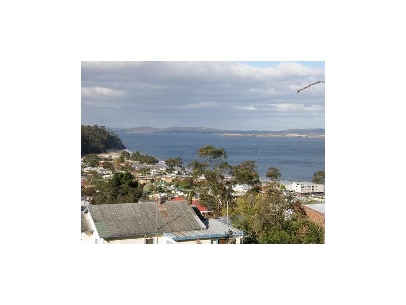 23 Auburn Road, Kingston Beach TAS 7050
