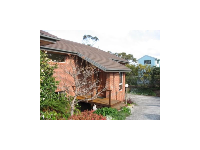71 Suncoast Drive, Blackmans Bay TAS 7052