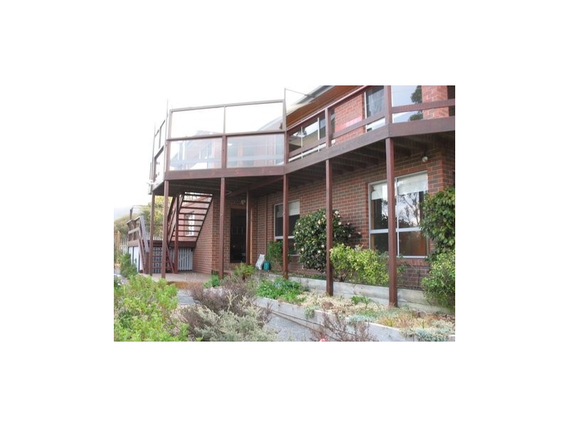 71 Suncoast Drive, Blackmans Bay TAS 7052