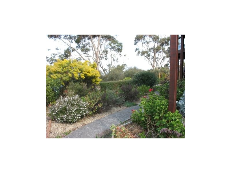 71 Suncoast Drive, Blackmans Bay TAS 7052