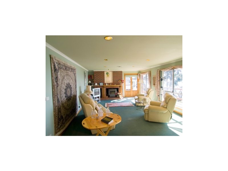 71 Suncoast Drive, Blackmans Bay TAS 7052