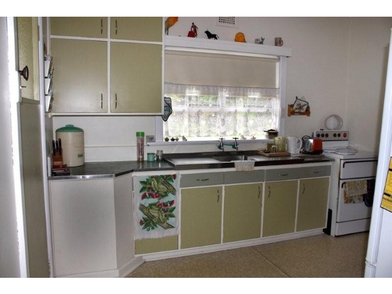 6 Ocean Esplanade, Blackmans Bay TAS 7052