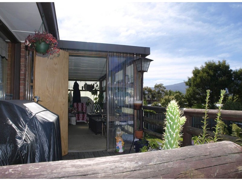 18 Baynton Street, Kingston TAS 7050