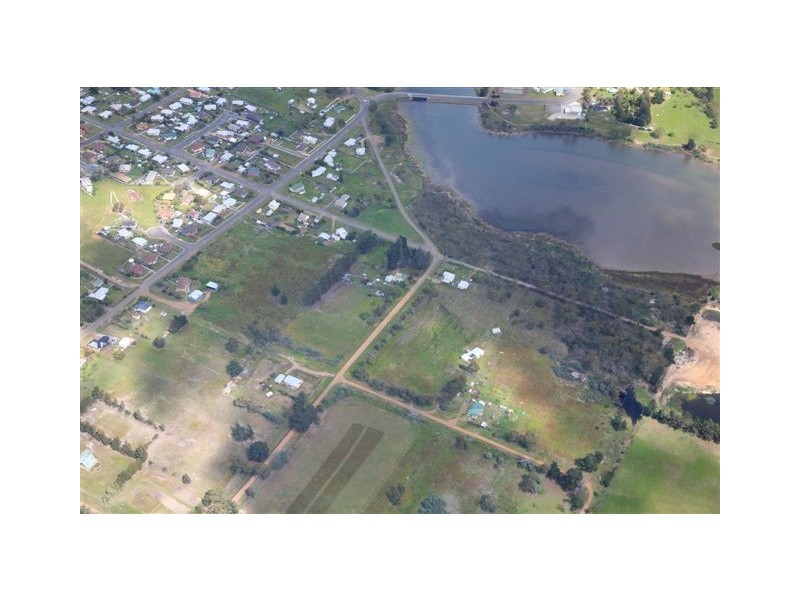 13 Boyle Street, Triabunna TAS 7190