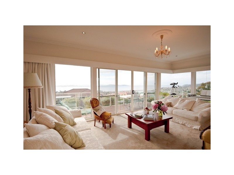 83 Diamond Drive, Blackmans Bay TAS 7052