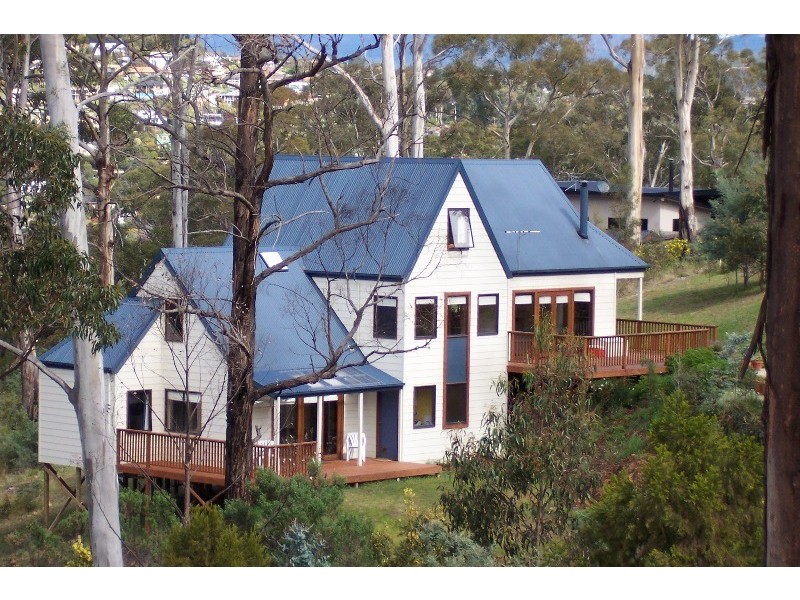 11 Regnans Grove, Bonnet Hill TAS 7053