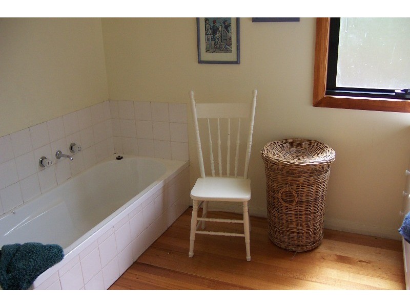 11 Regnans Grove, Bonnet Hill TAS 7053