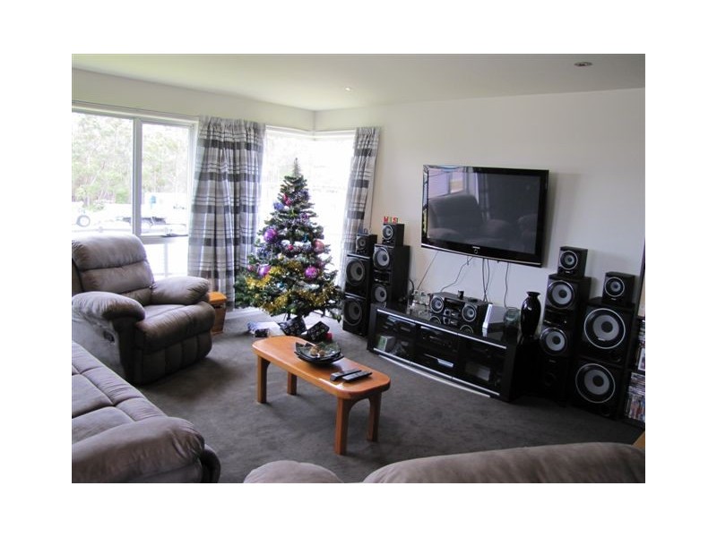 16 Staff Road, Electrona TAS 7054