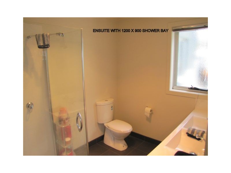 16 Staff Road, Electrona TAS 7054