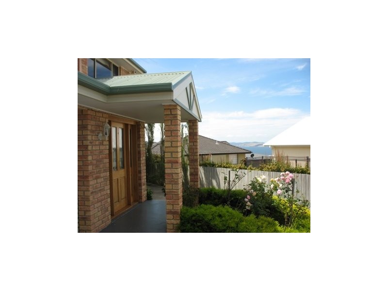 22 Donohoe Gardens, Kingston Beach TAS 7050