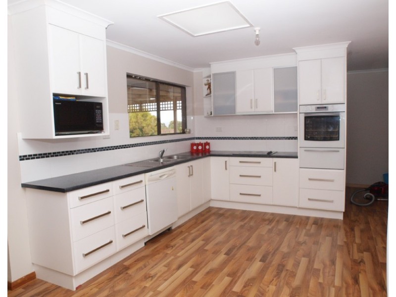 33 Ash Drive, Kingston TAS 7050