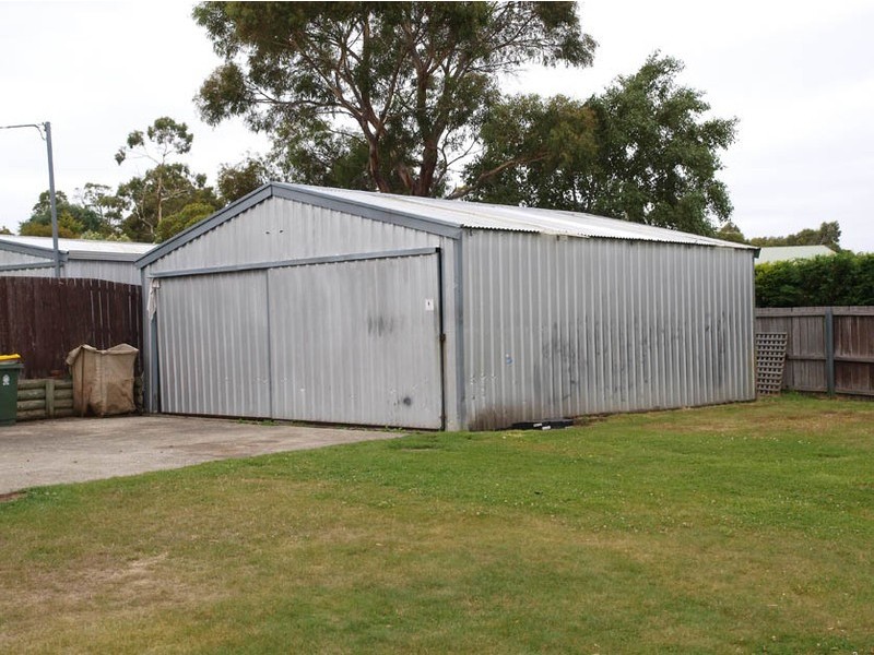 33 Ash Drive, Kingston TAS 7050