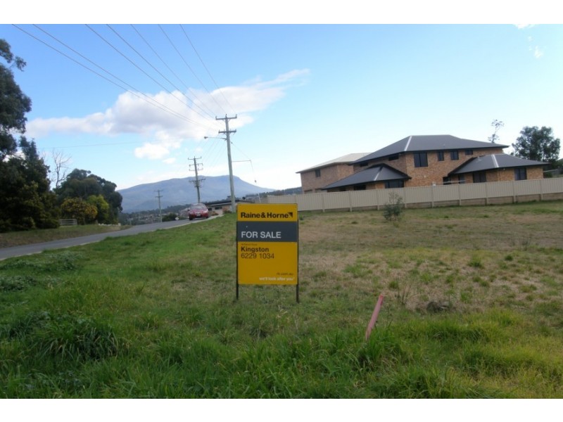 74 Tinderbox Road, Blackmans Bay TAS 7052