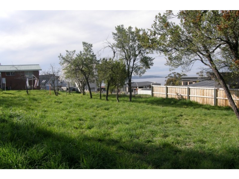 6 Ephesus Pl, Blackmans Bay TAS 7052